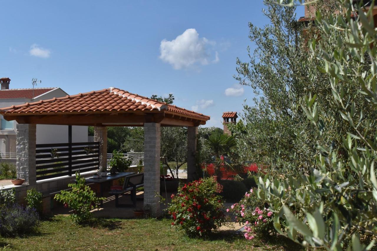 Apartment Lavanda 2 Porec Esterno foto