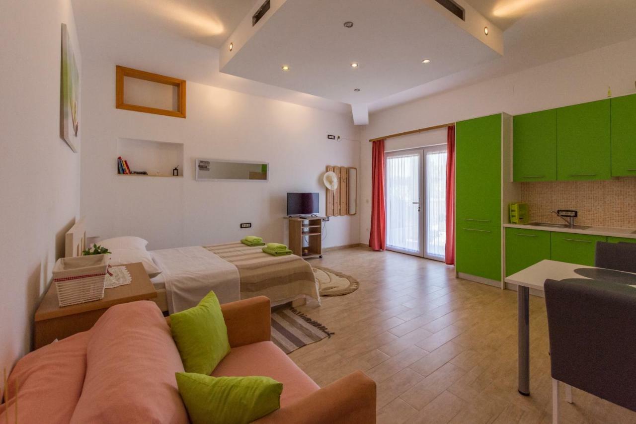 Apartment Lavanda 2 Porec Esterno foto