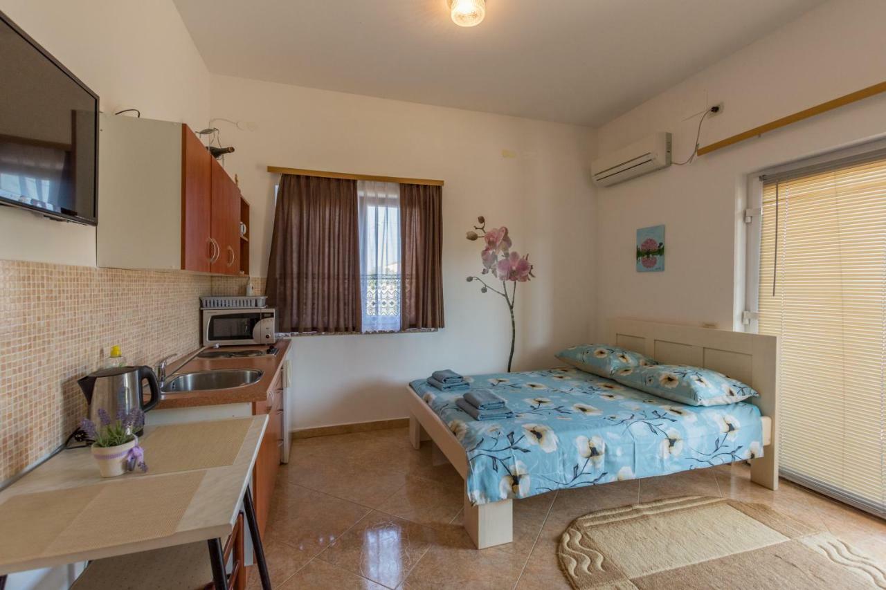 Apartment Lavanda 2 Porec Esterno foto