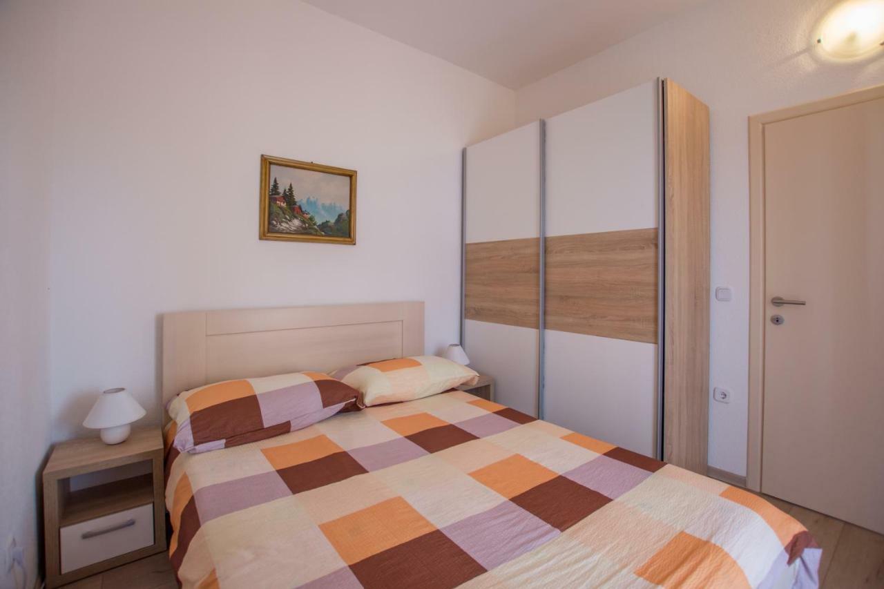 Apartment Lavanda 2 Porec Esterno foto