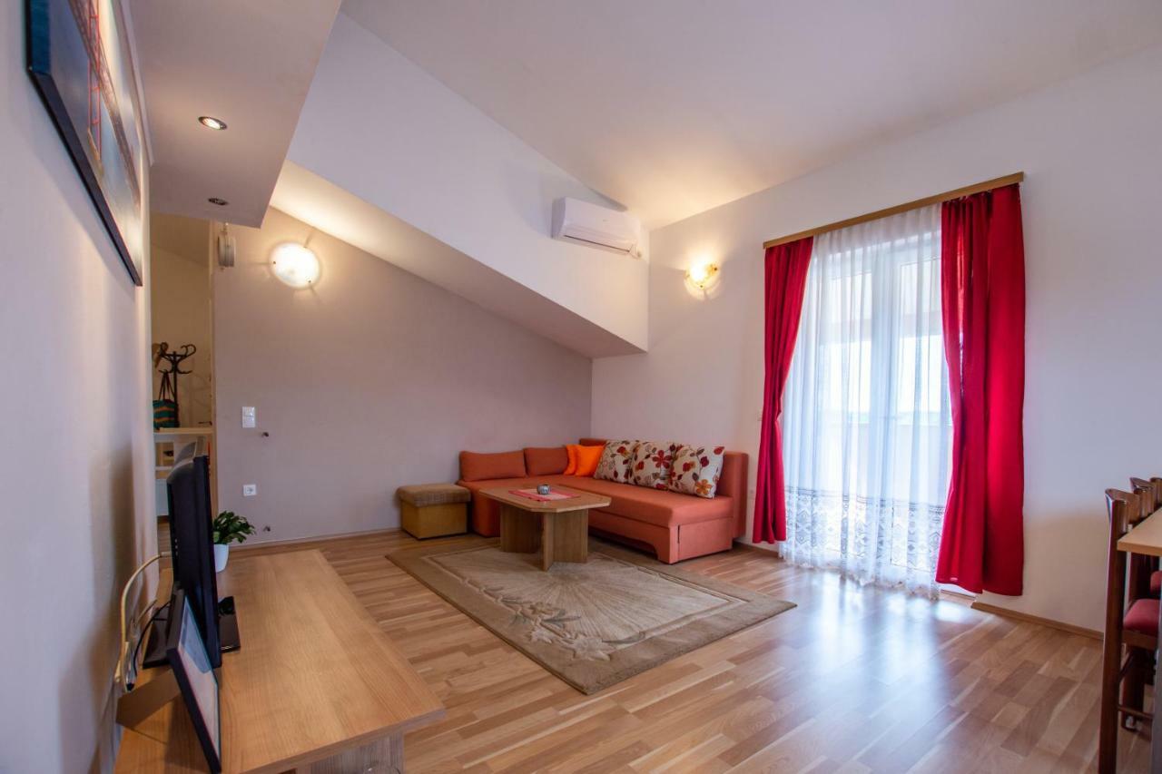 Apartment Lavanda 2 Porec Esterno foto