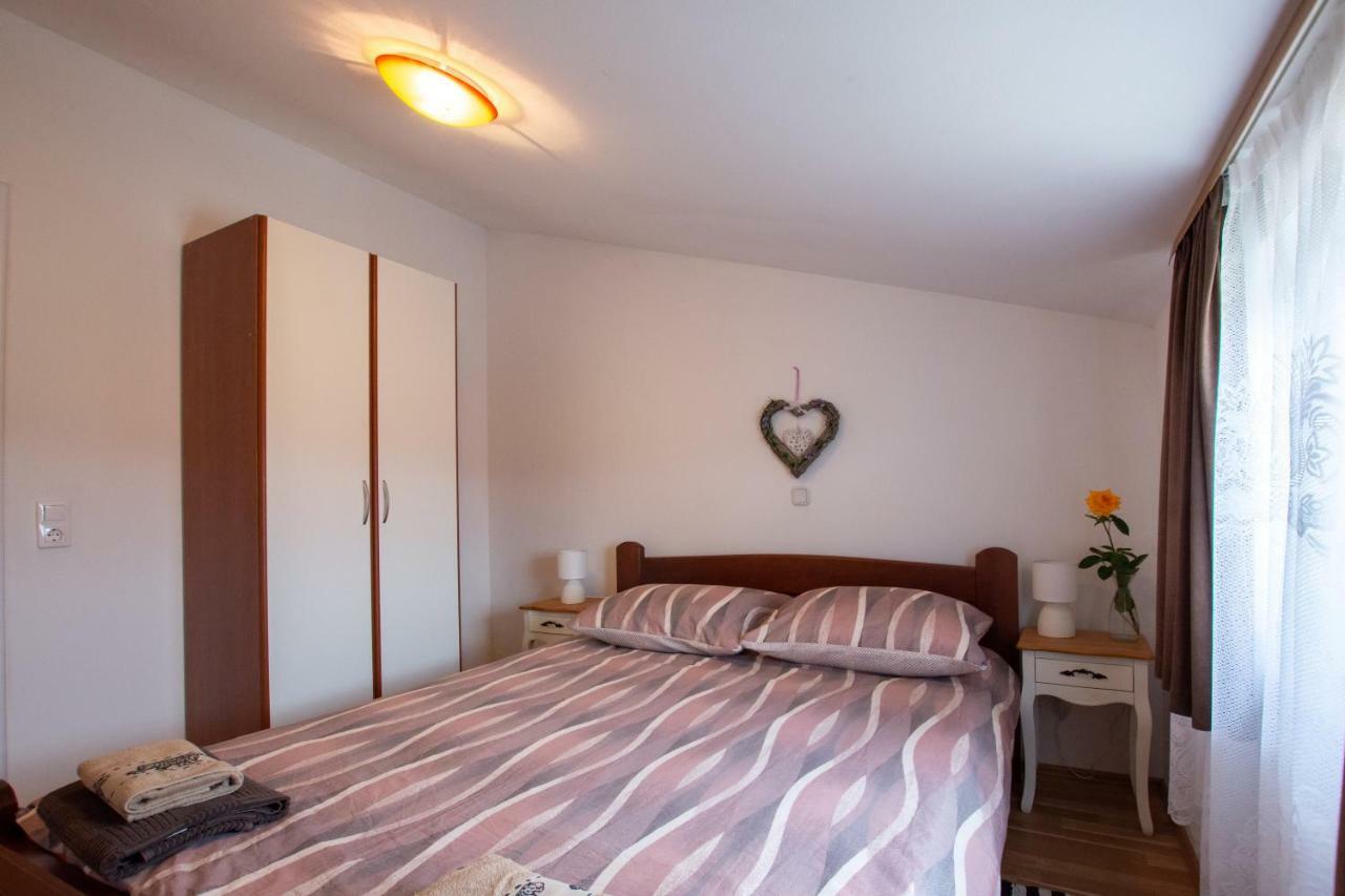 Apartment Lavanda 2 Porec Esterno foto