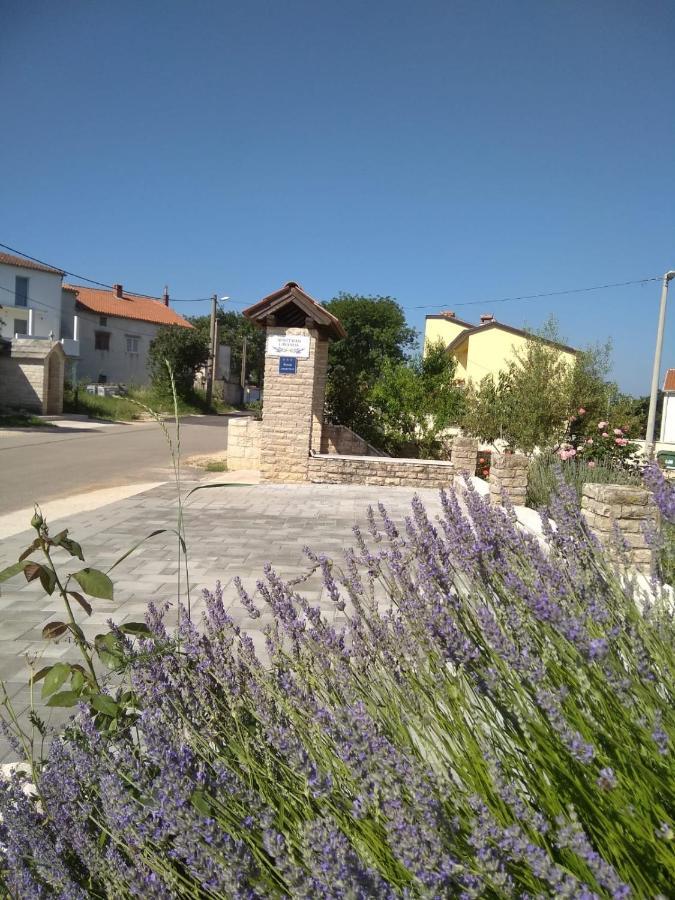 Apartment Lavanda 2 Porec Esterno foto